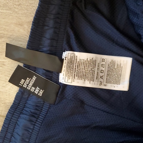 Adidas Lightweight Windbreaker Jacket and Pant Set - Picture 13 of 14